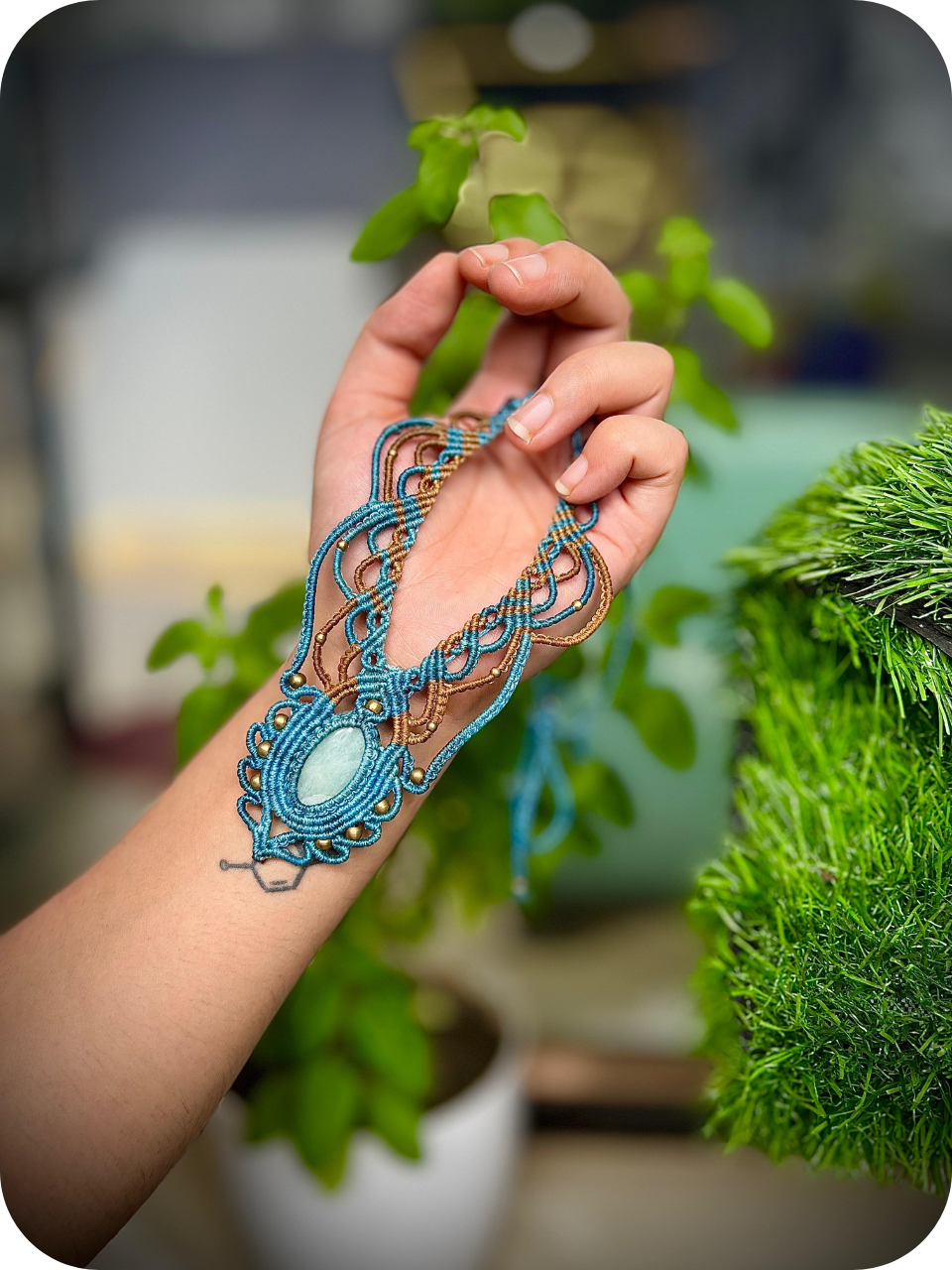 Blue Aquamarine macrame necklace, blue stone macrame choker, March Birthstone jewelry gift, calming stones handmade jewelry