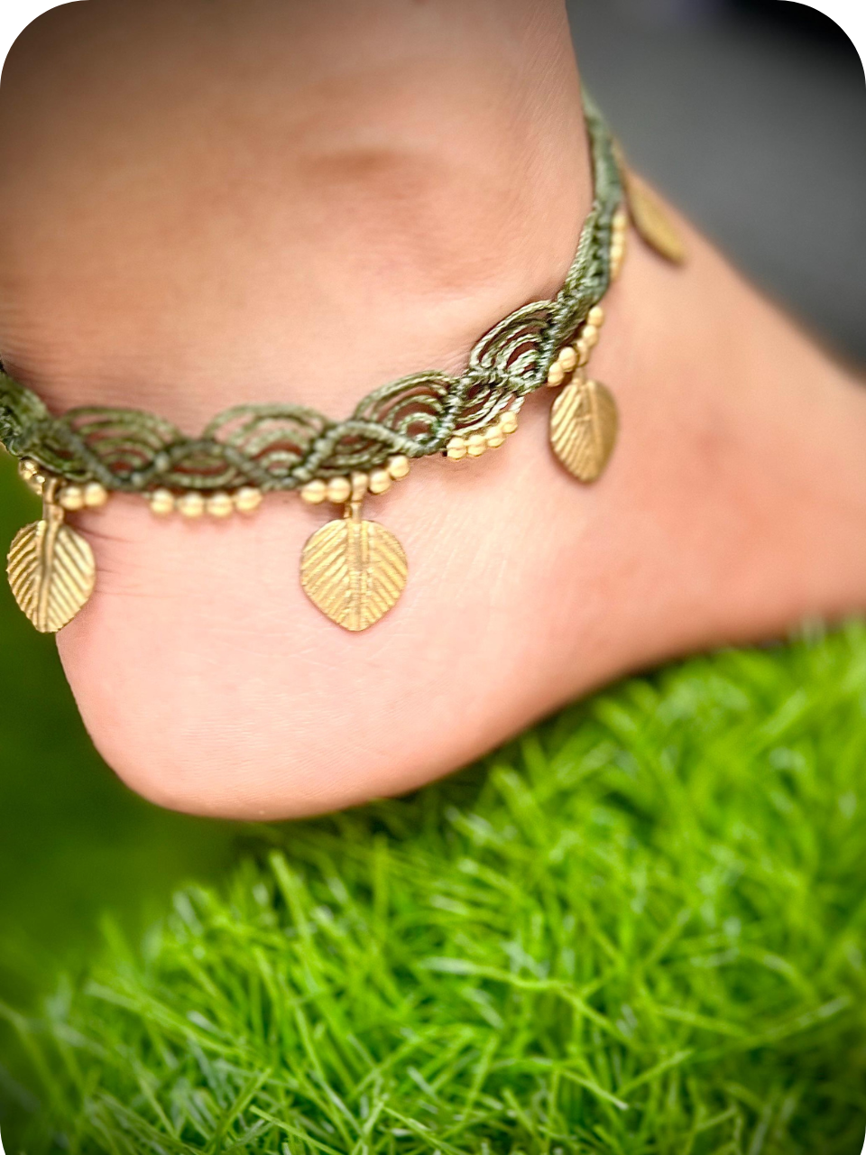 macrame anklets with beads and brass, macrame goa style anklet, beach jewelry, bohemian barefoot, brass anklet